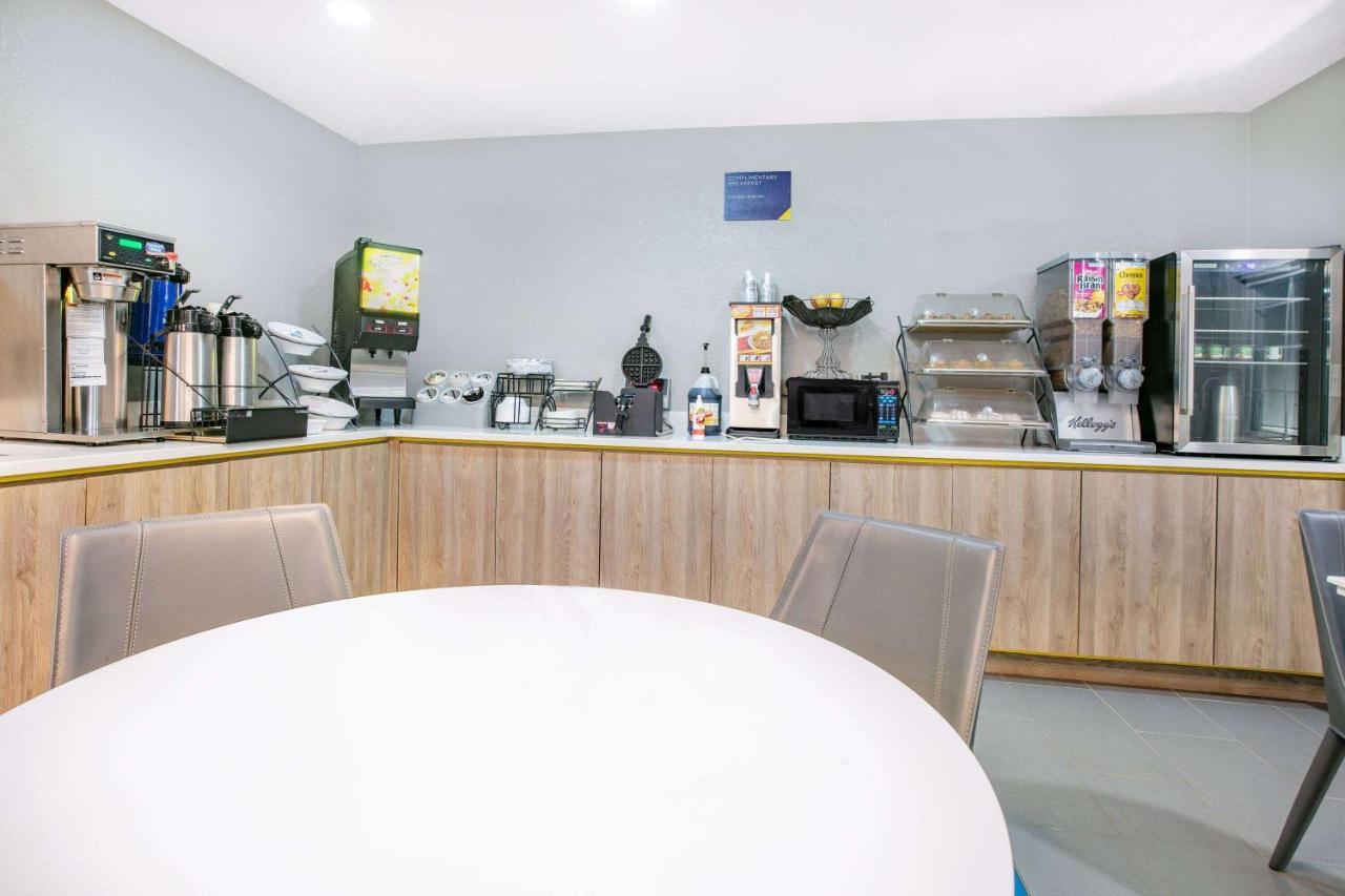 Microtel Inn By Wyndham Beckley Bagian luar foto